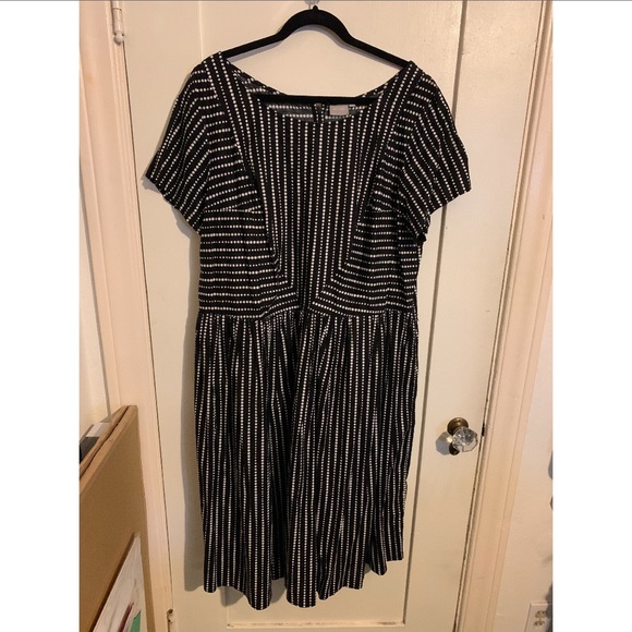 eshakti Dresses & Skirts - Eshakti polka dot vintage style dress, 3x/24W